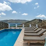 Lkm 2 Bed Villa Pareja II Panormos